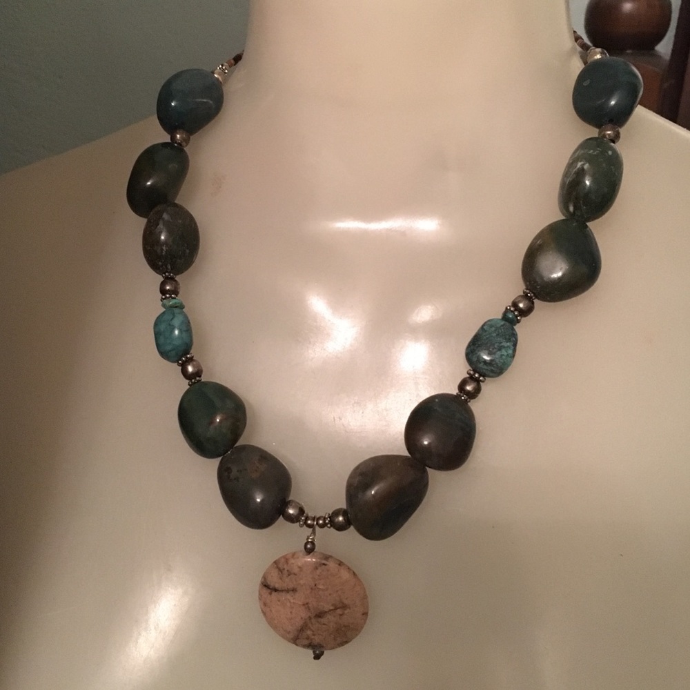Native American Turquoise and Agate beaded Jewelry